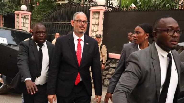 Haití presenta avances contra pandillas y ratifica compromiso de realizar elecciones en 2026